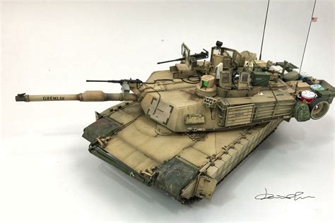 M1 Abrams Model Replica