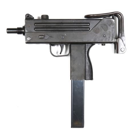 MAC-10 submachine gun