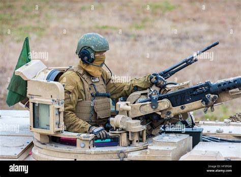 Marine Corps Tank Crews Image 2