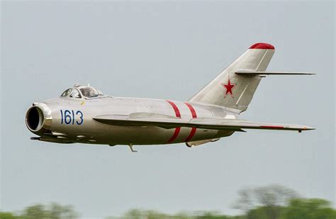 MiG-17 Specifications