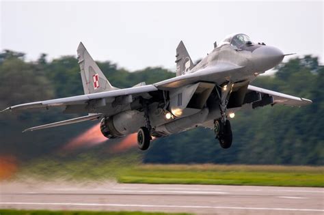 MiG-29 Fulcrum Takeoff