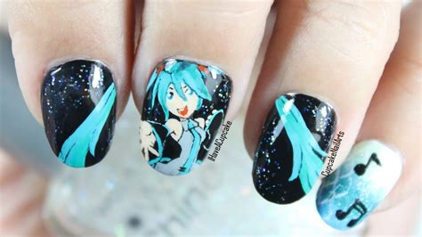 Miku-Inspired Nail Art