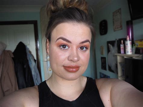 Natural Peach Look