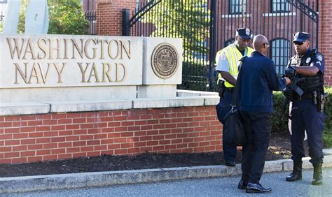 Navy Yard security breaches