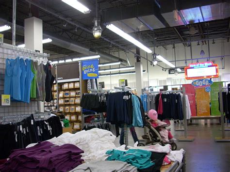 Old Navy Valencia Interior