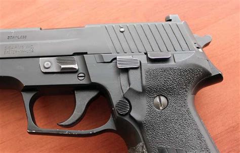 SIG Sauer P226 Safety Features