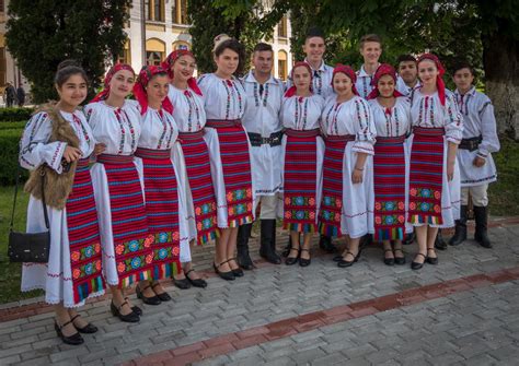 Romanian traditional dress