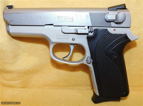 S&W 3913 Pistol Competition