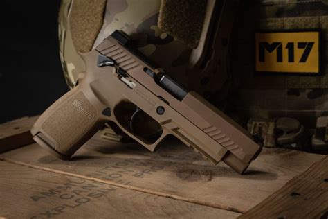 Sig M17 Features