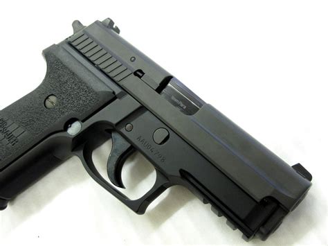 Sig Sauer P229 pistol image