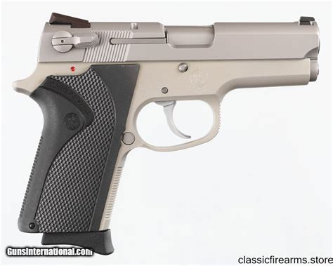 Smith & Wesson 3913 Image 4