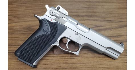 Smith & Wesson 4506 Design