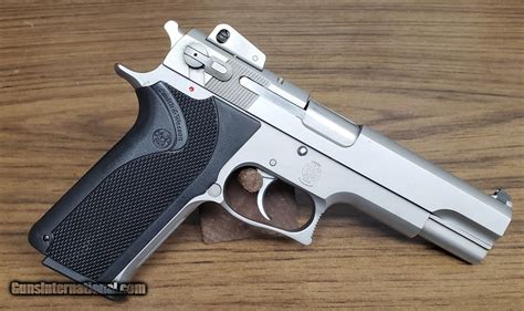 Smith & Wesson 4506 Legacy