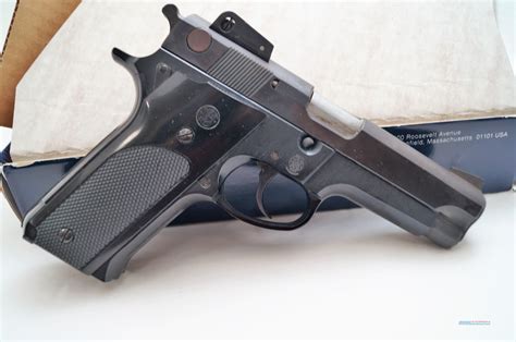 Smith & Wesson 459 Image 4