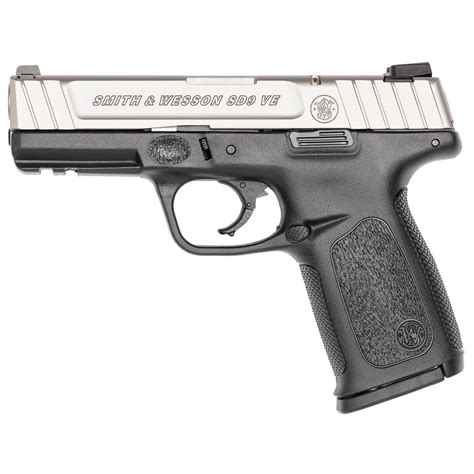 Smith & Wesson SD9 pistol