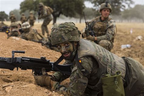 Spanish Infantry training