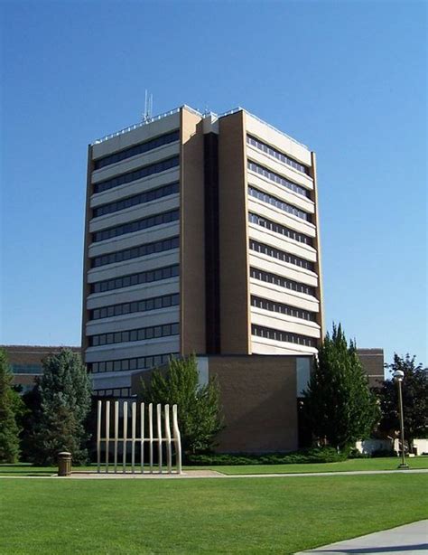 Spencer W Kimball Tower Architecture