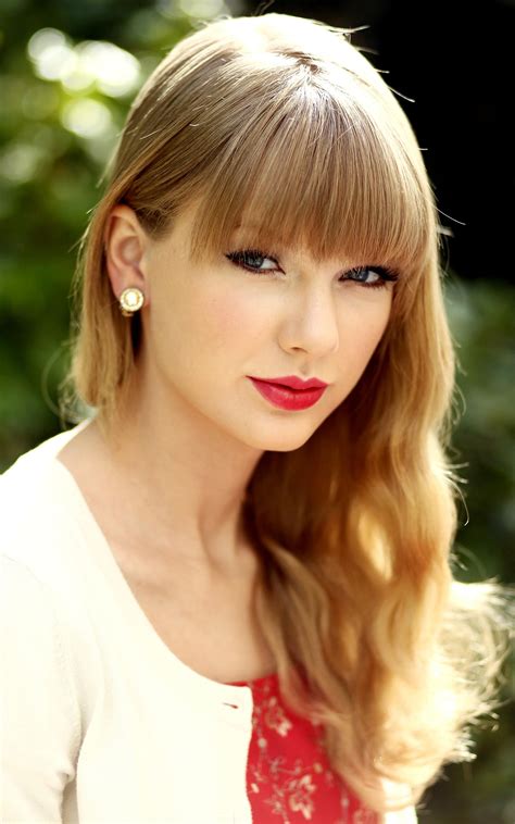 Taylor Swift Photo 9