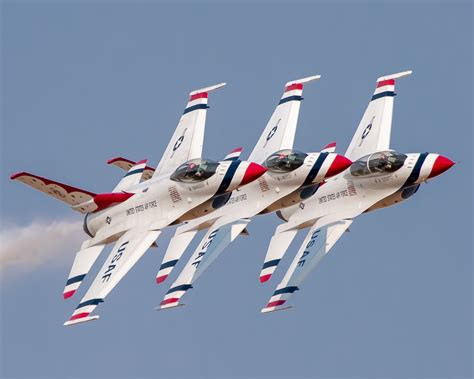 USAF Thunderbirds in Flight