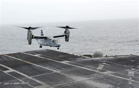 USS Abraham Lincoln's takeoff