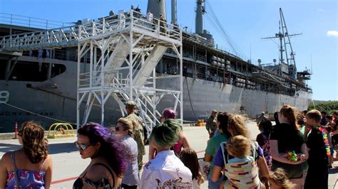 USS Emory S. Land Homecoming