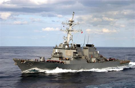 USS John McCain Image 3