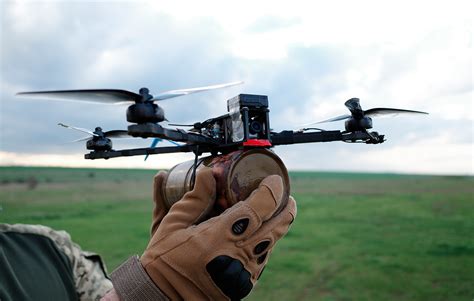 Ukraine FPV Drones in Swarm Technology