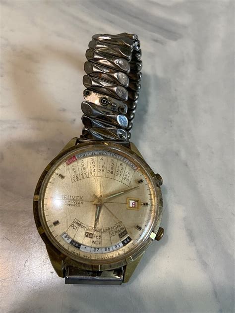 Vintage Neuvex Watches