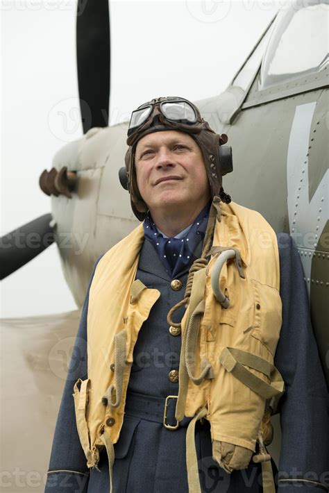 Douglas Bader, a British fighter pilot