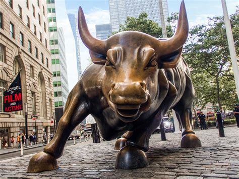 Wall Street Bull