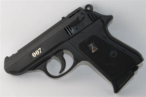 Walther PPK Bond Edition