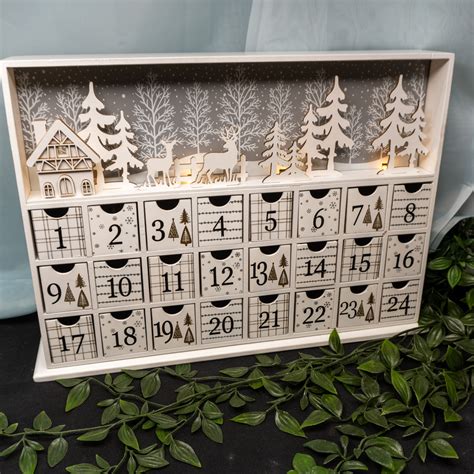 Winter Wonderland Advent Calendar Box