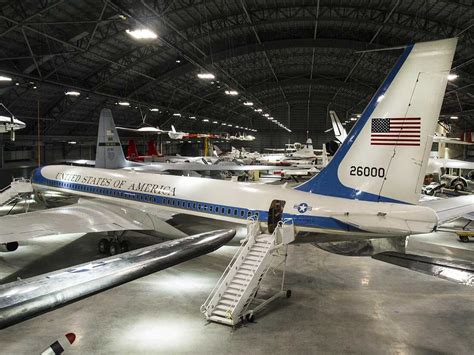 Air Force One Hangar Gallery 4