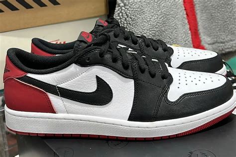 Air Jordan 1 Black Toe Replica