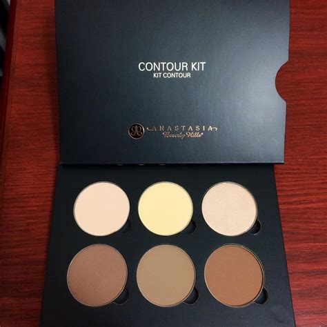 Anastasia Beverly Hills Contour Kit