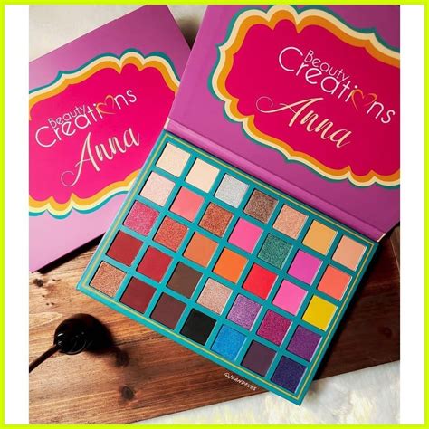 Anna Eyeshadow Palette