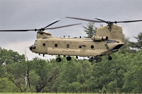 Army Chinook Helicopter Operators