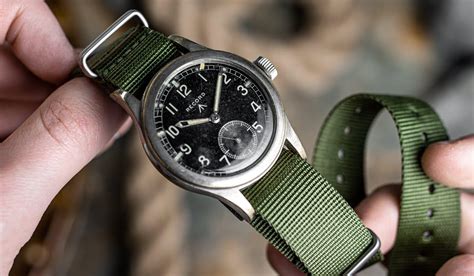 A person wearing an Army watch original, highlighting its stylish design