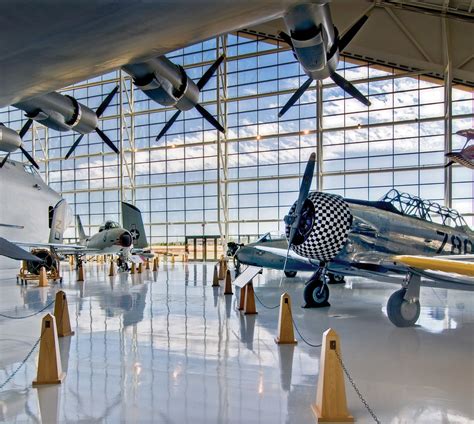 Aviation Exhibits and Displays