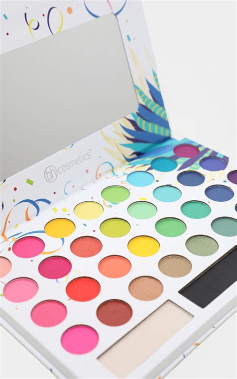 BH Cosmetics Back to Brazil Eyeshadow Palette Photos