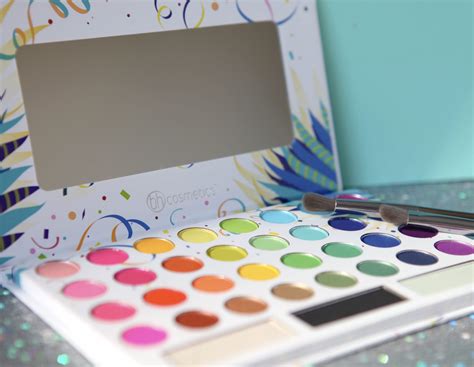 BH Cosmetics Back to Brazil Eyeshadow Palette Shade Selection