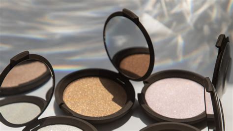 Becca Shimmering Skin Perfector Pressed Glitter Palette