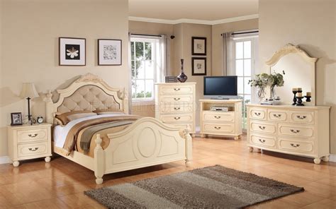 Beige bedroom furniture ideas