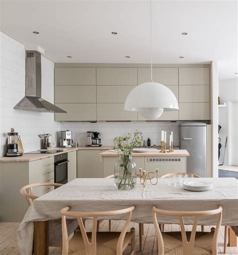 Beige kitchen style