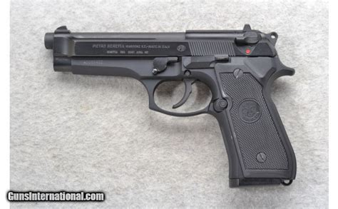 Beretta 92FS pistol