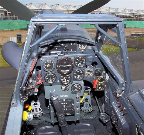 Messerschmitt Bf 109 cockpit