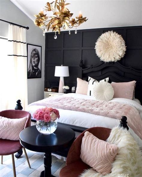 Black and Pink Design Trends