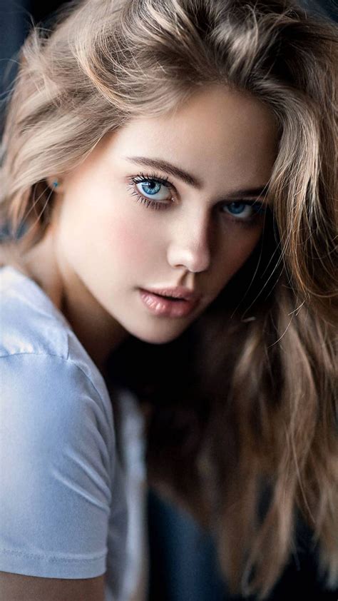 Blue Eyes Beauty