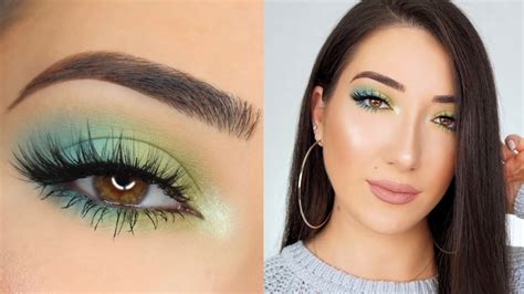 Blue Green Eyeshadow Look 1