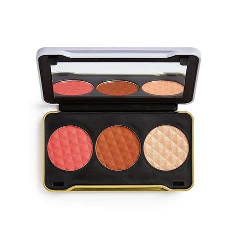 Blush Bronzer Highlighter Palette 2